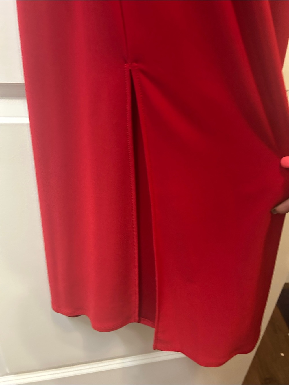 Red Ruched Keyhole Halter Gown - Picture 7 of 9